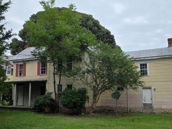 436 DUKE STREET, TAPPAHANNOCK, VA 22560