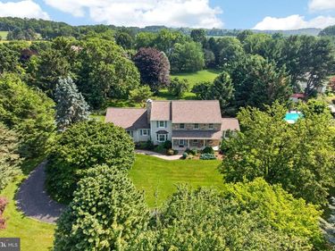 153 E DOE RUN ROAD, KENNETT SQUARE, PA 19348