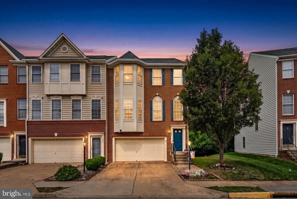9059 Brewer Creek Place, Manassas, VA 20109 Main Photo