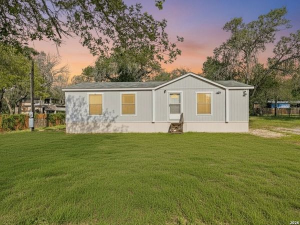 23307 Hickory Shadow, Elmendorf, TX 78112