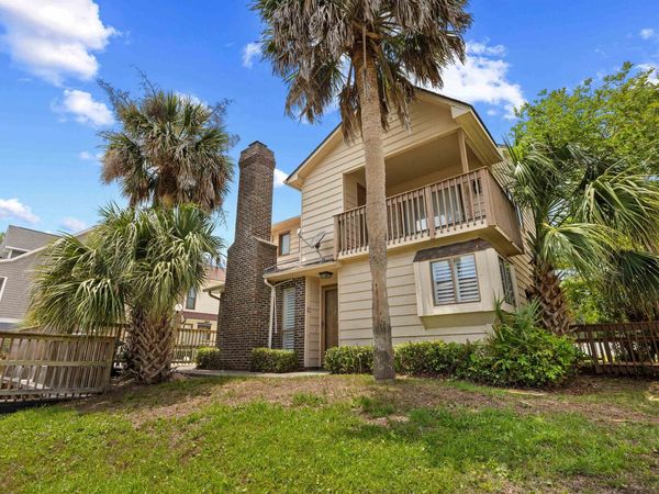 922 Perrin Dr., North Myrtle Beach, SC 29582