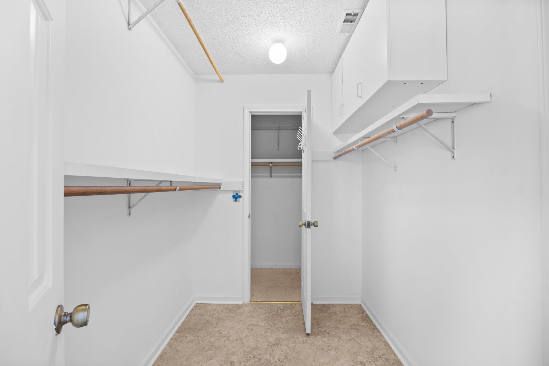 922 Perrin Dr. Photo 27
