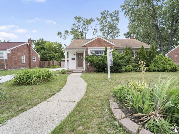 20452 glenmore Street, Redford, MI 00000