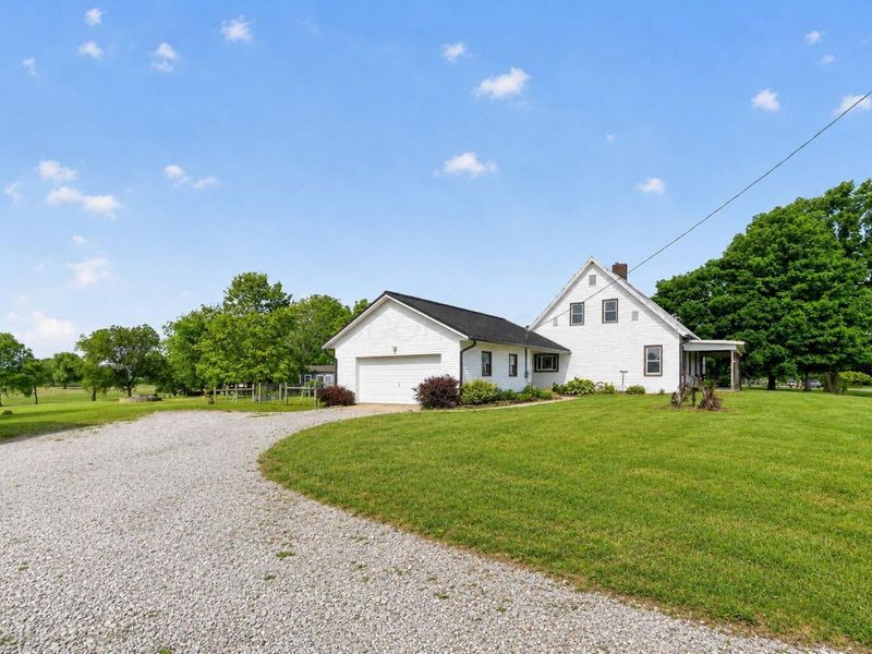 4622 Lock Road, Centerburg, OH 43011 Photo 2