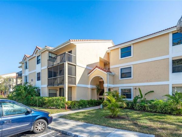 5701 Riverside Drive, Unit 106b6, Coral Springs, FL 33067