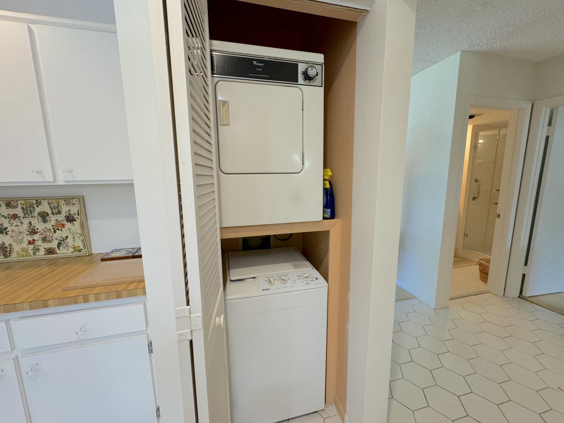 9 Stratford Drive E, Unit B, Boynton Beach, FL 33436 Photo