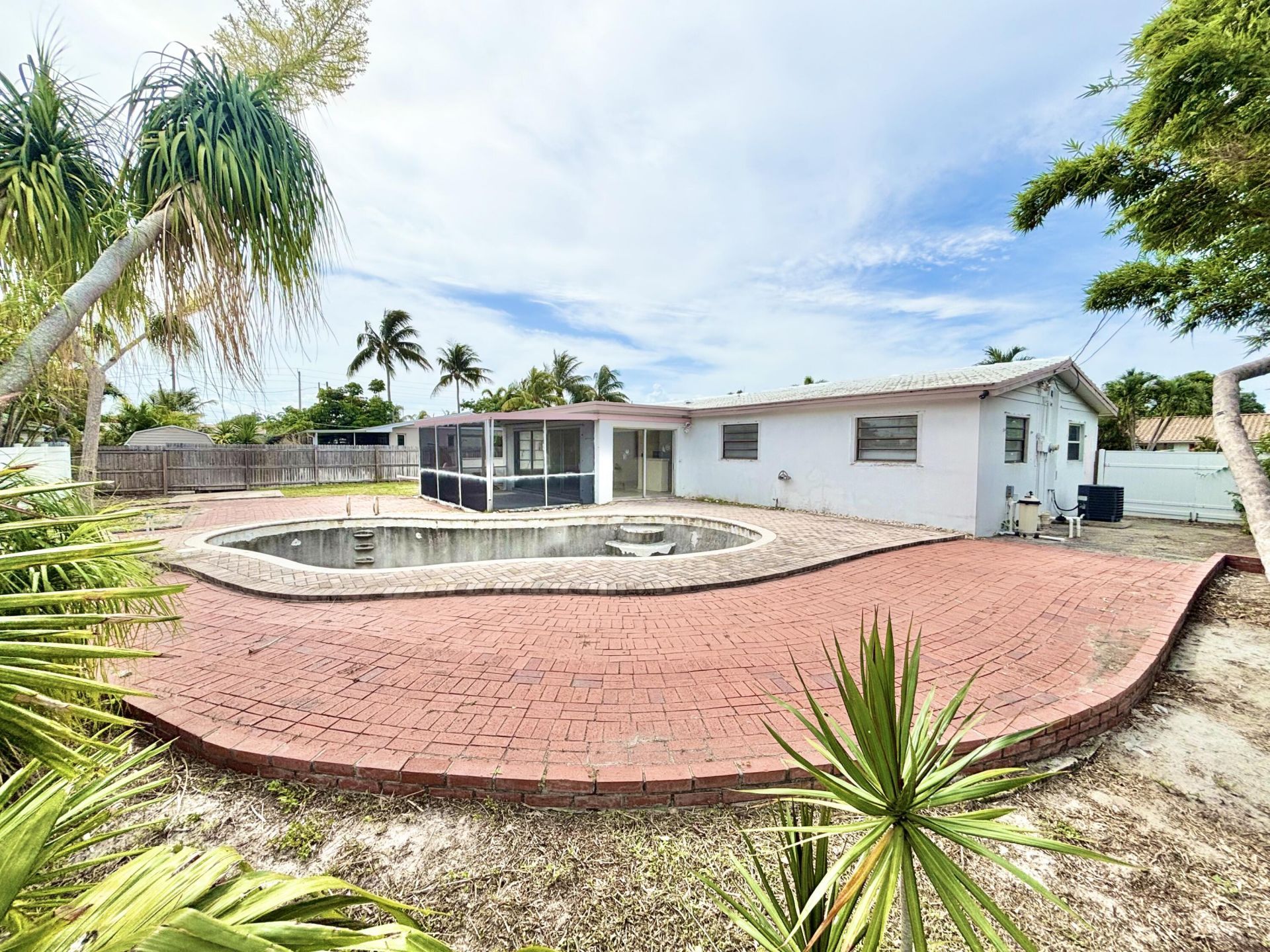 470 NE 45th Street, Boca Raton, FL 33431 Photo