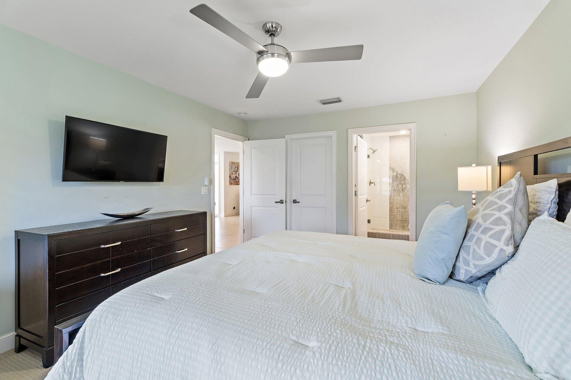 261 Old Meadow Way Way, Palm Beach Gardens, FL 33418 Photo