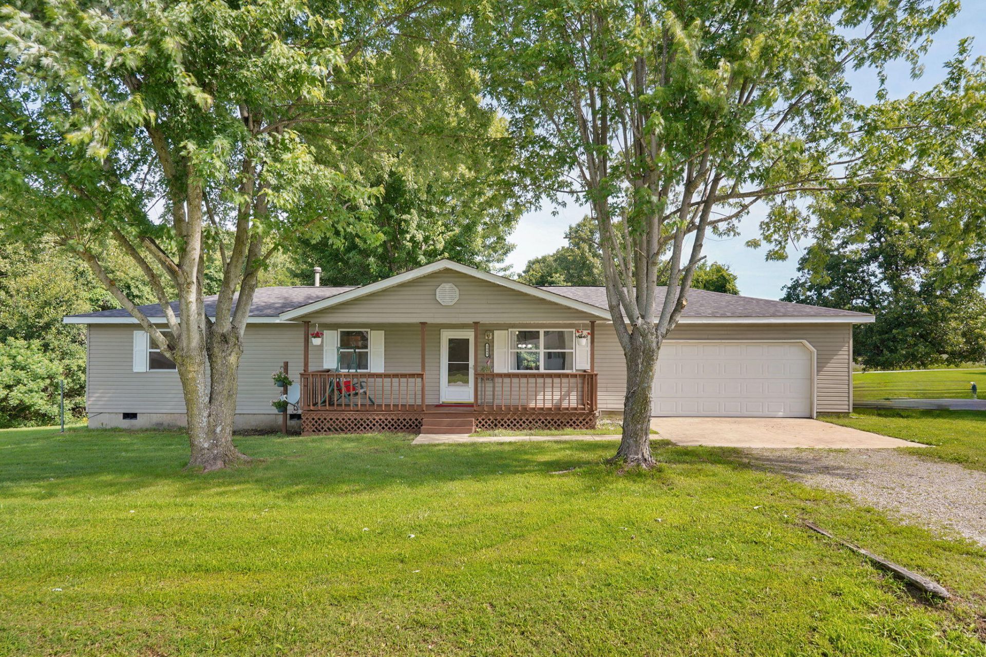 1085 Alberta Street, Fordland, MO 65652 Main Photo