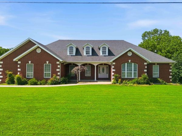 136 Riverview Drive, Anderson, MO 64831