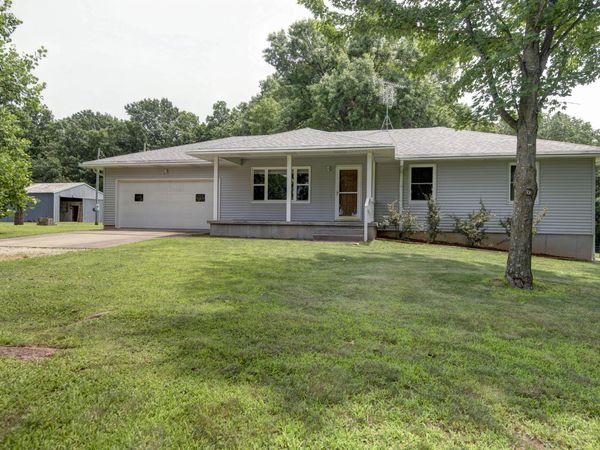 272 N State Highway 39, Greenfield, MO 65661