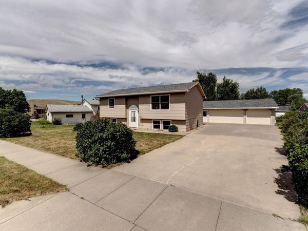 4510 PATRIOT LN, Rapid City, SD 57701