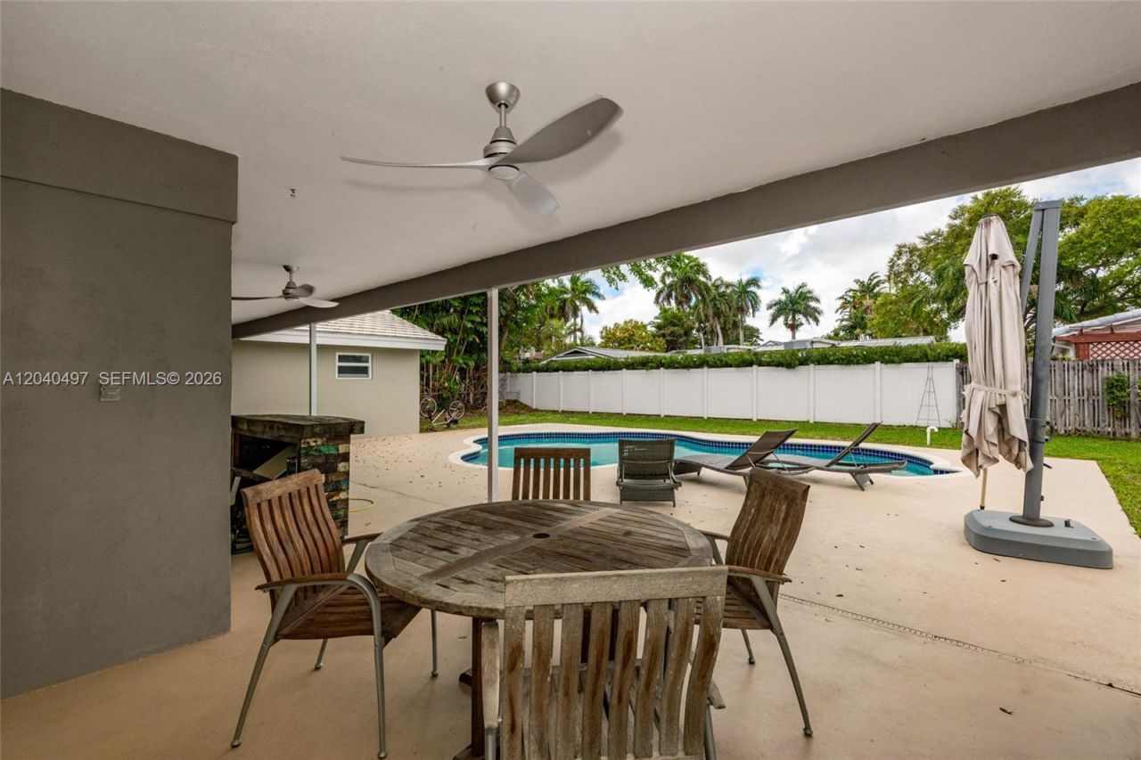 3900 N 43rd Ave , Hollywood, FL 33021 Photo