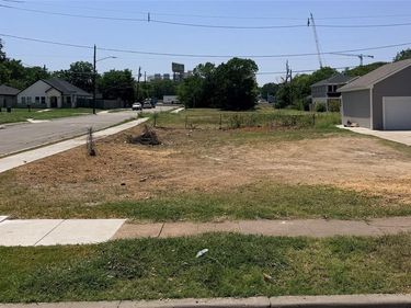 1432 Evans Avenue, Fort Worth, TX 76104