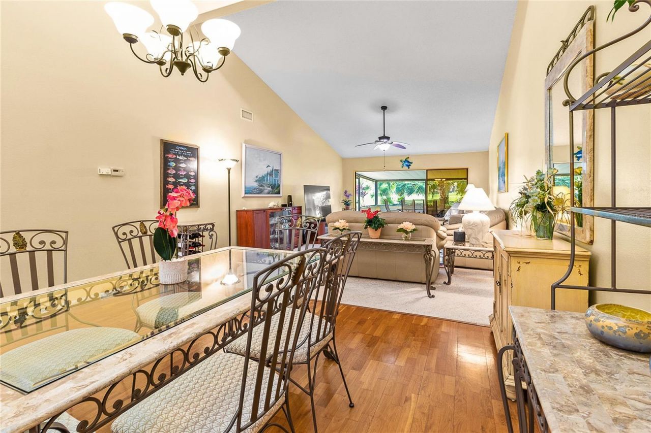 4660 La Jolla Drive, Bradenton, FL 34210 Photo