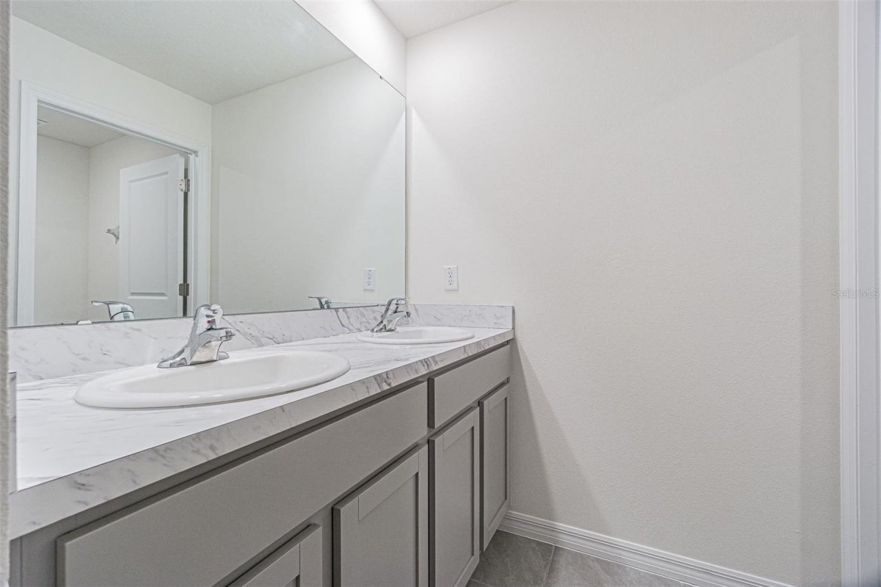 9213 Mission Bay Pl , Temple Terrace, FL 33637 Photo