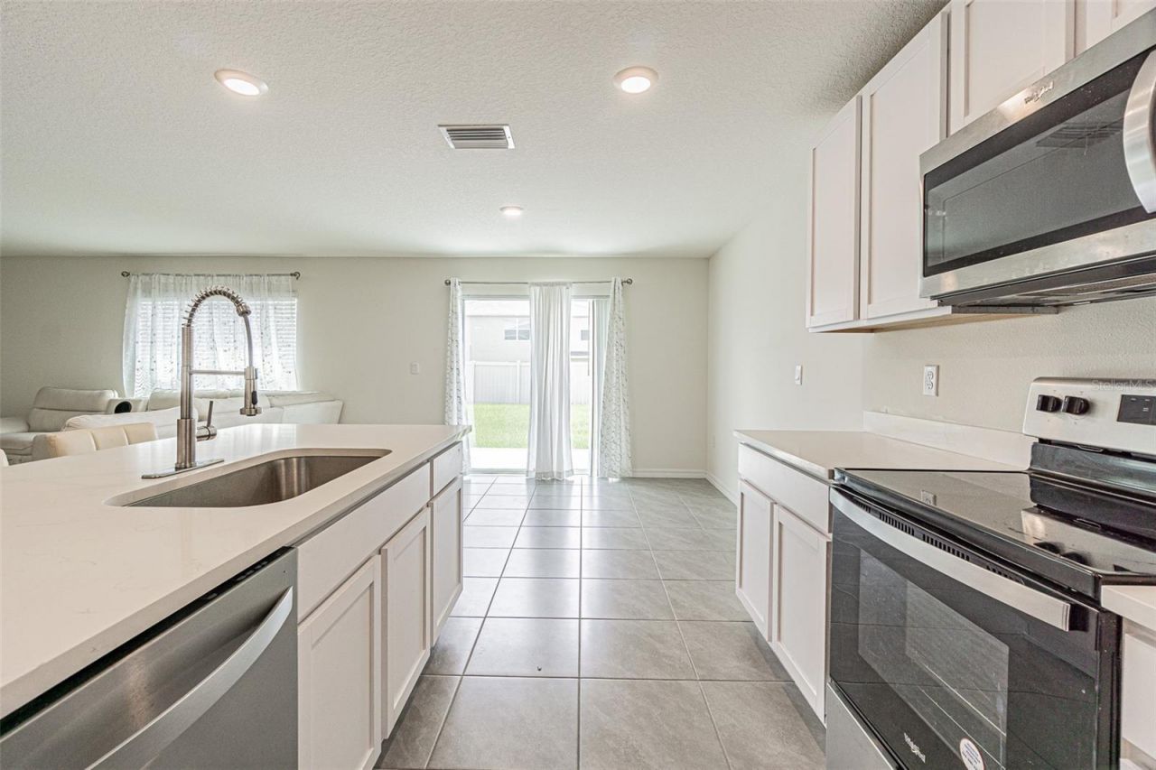 9213 Mission Bay Pl , Temple Terrace, FL 33637 Photo