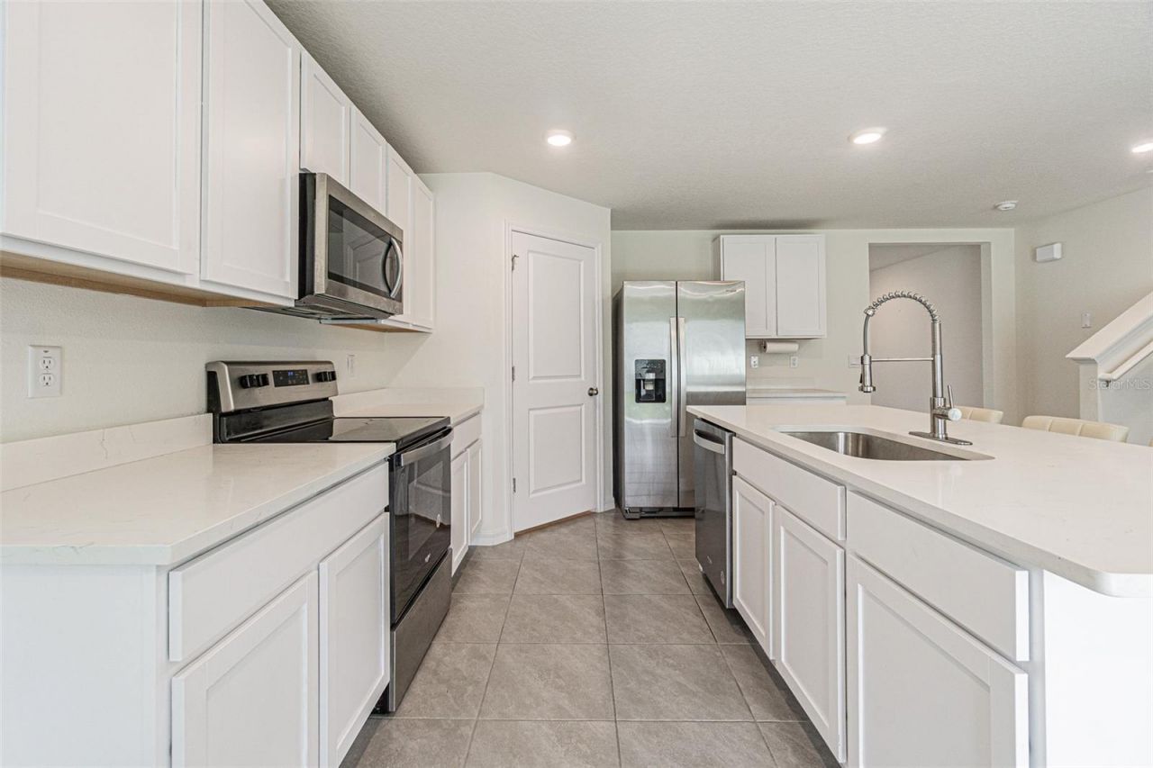 9213 Mission Bay Pl , Temple Terrace, FL 33637 Photo
