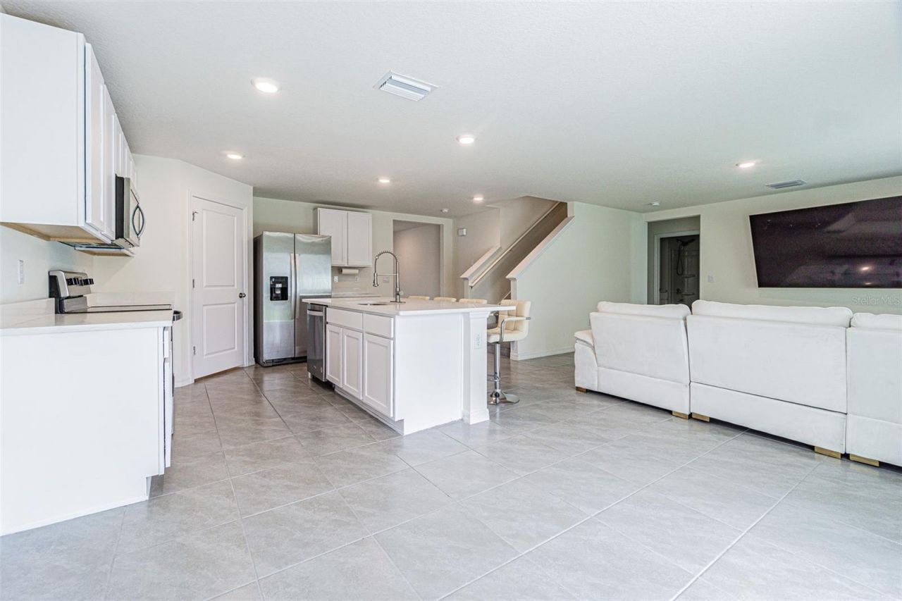 9213 Mission Bay Pl , Temple Terrace, FL 33637 Photo