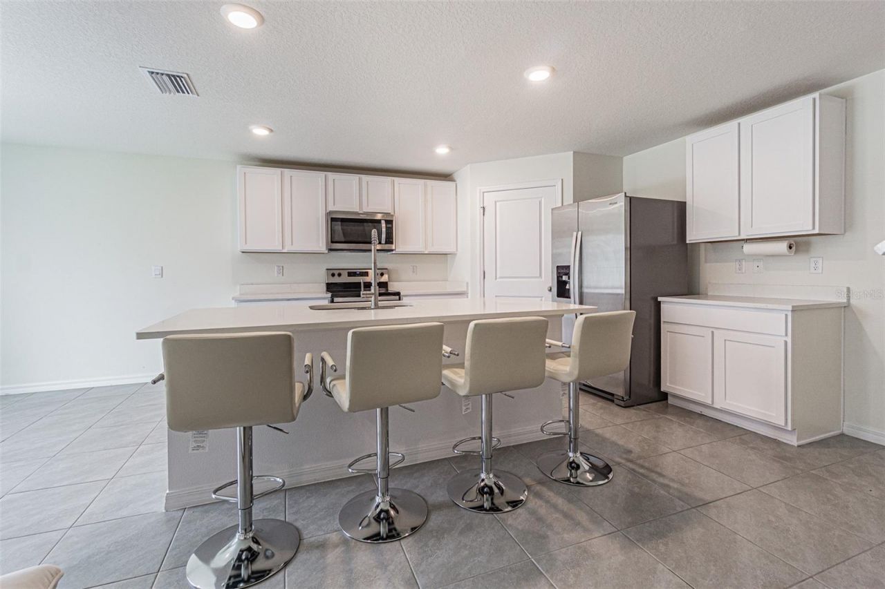 9213 Mission Bay Pl , Temple Terrace, FL 33637 Photo