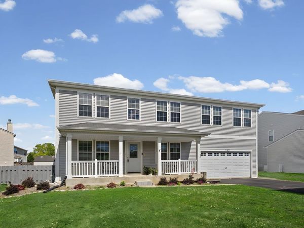 353 Charles Drive , Antioch, IL 60002