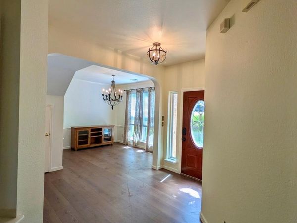 4176 Canyon Glen CIR , Austin, TX 78732