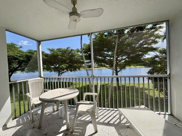 3150 N Course Lane, Unit 202, Pompano Beach, FL 33069