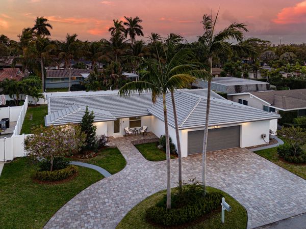 2846 NE 35th Court, Lighthouse Point, FL 33064