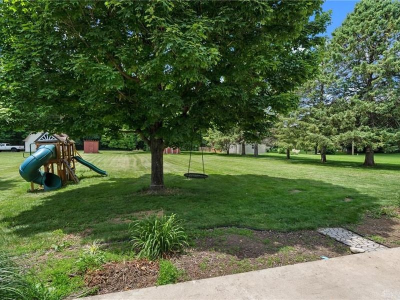 2111 State Route 235, Xenia Township, OH 45385 Photo 33