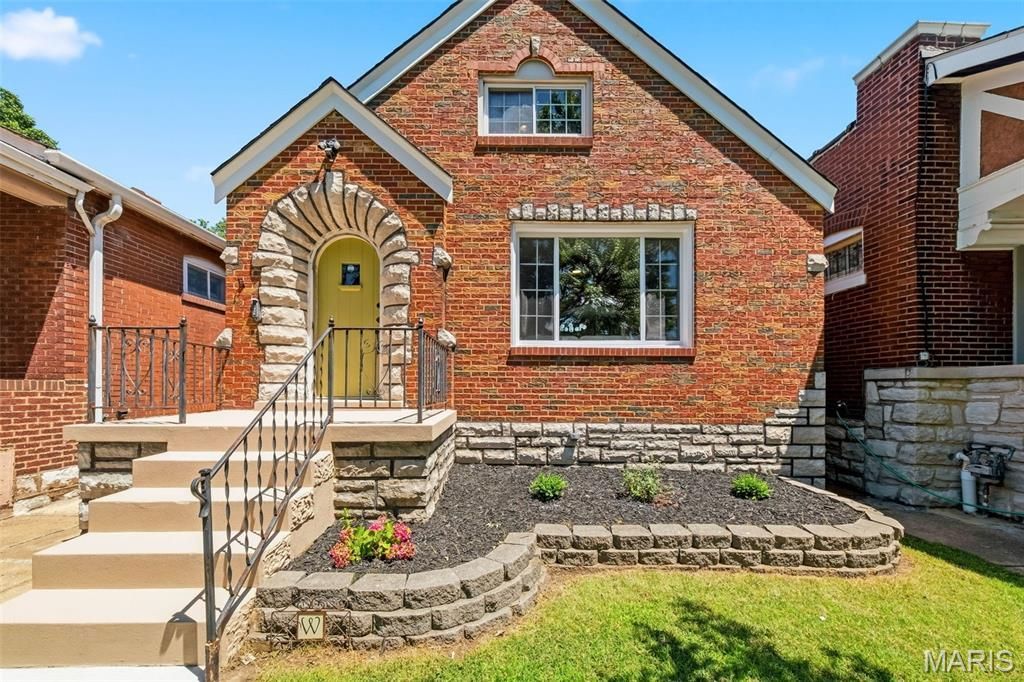 4939 Lisette Avenue, Saint Louis, MO 63109 Main Photo