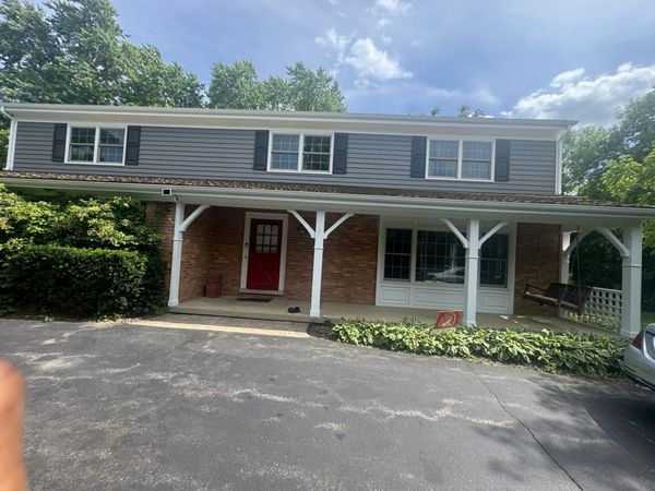2100 STIRLING Road , Bannockburn, IL 60015