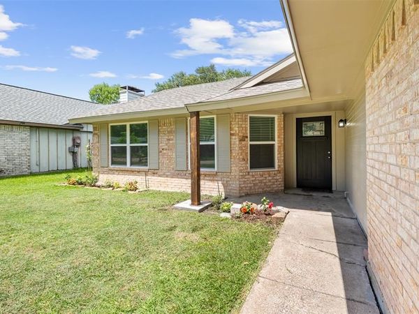 212 Mapleridge Drive, Rockwall, TX 75032