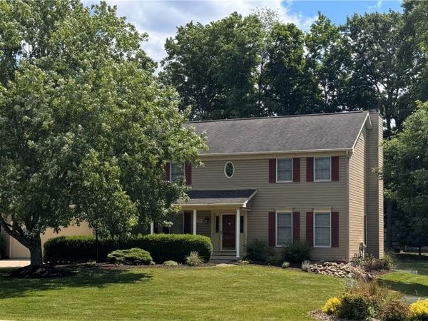 4764 Young Road , Stow, OH 44224