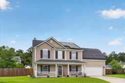 105 Warrell Circle photo 4