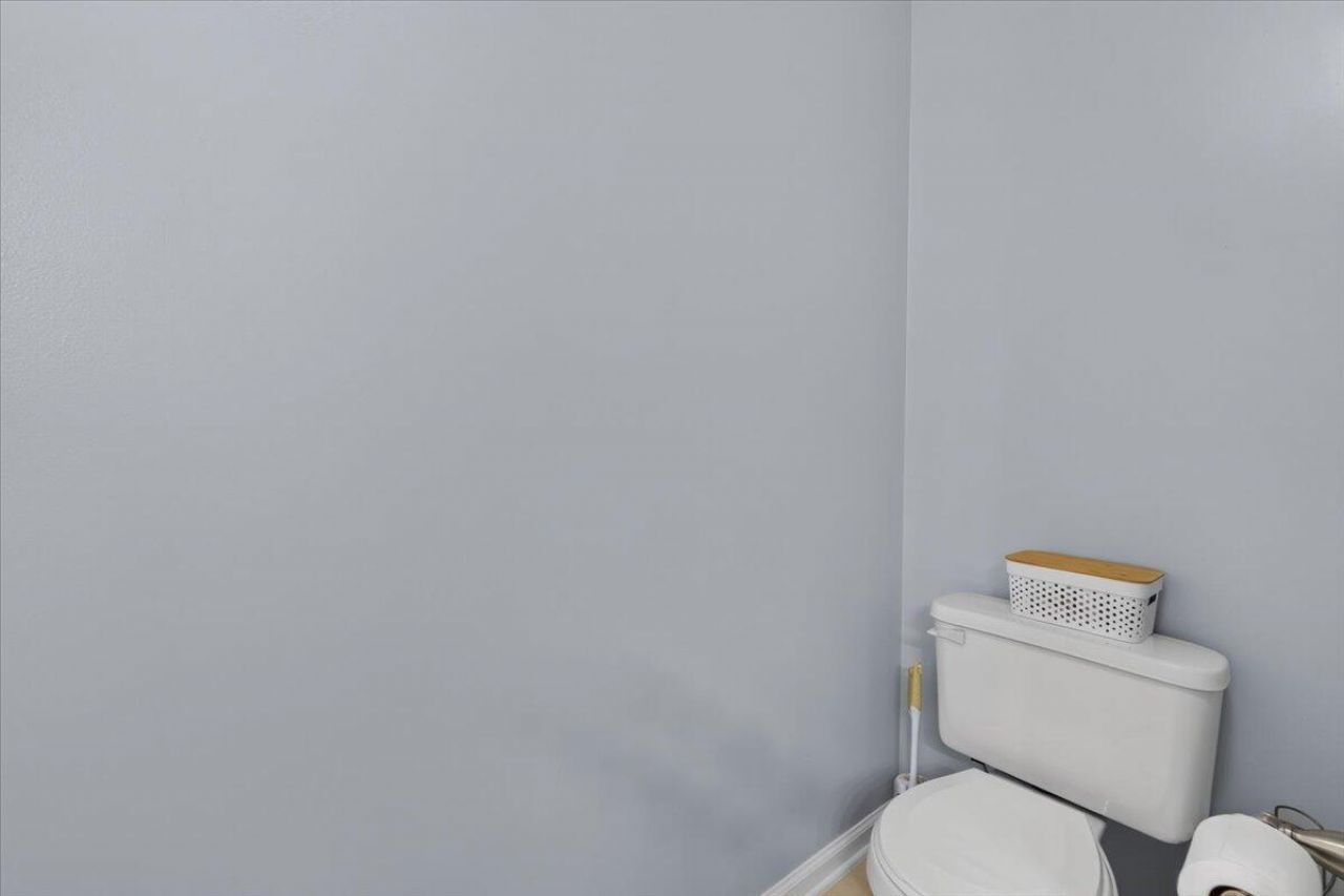 105 Warrell Circle Photo 31