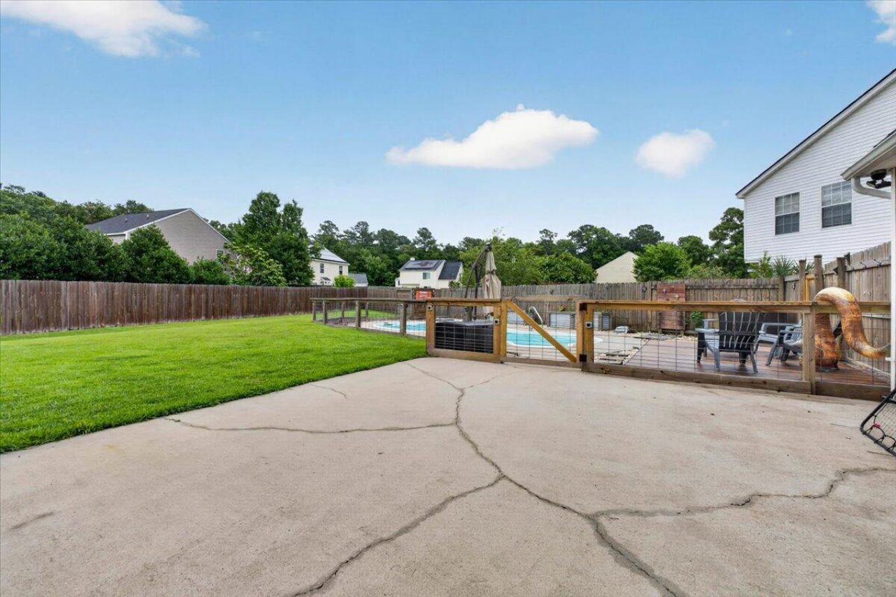 105 Warrell Circle Photo 38