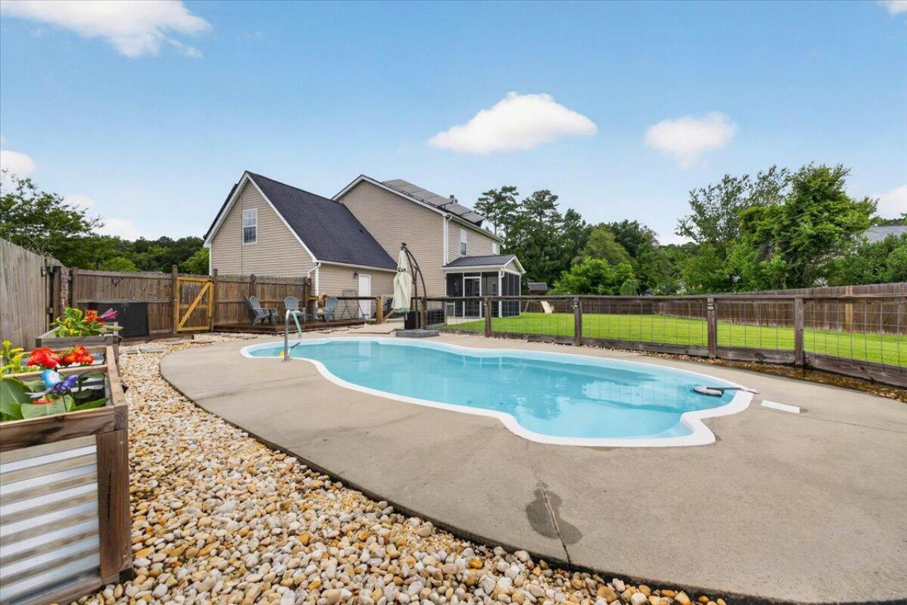 105 Warrell Circle Photo 39