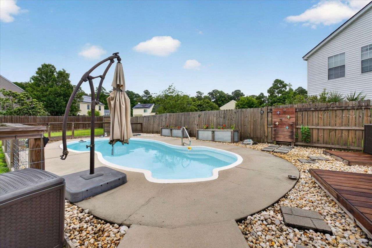 105 Warrell Circle Photo 41