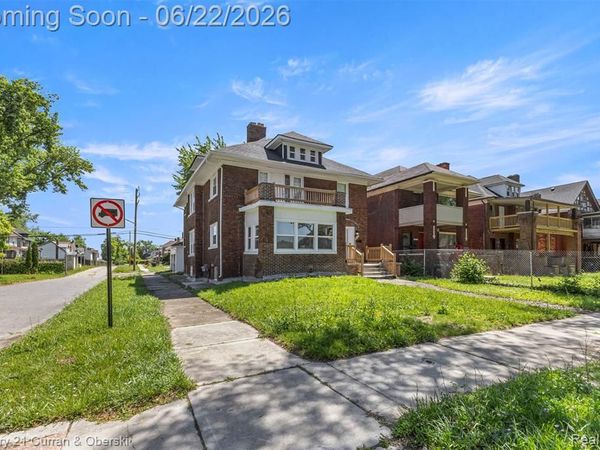 8438 Dexter Avenue , Detroit, MI 48206