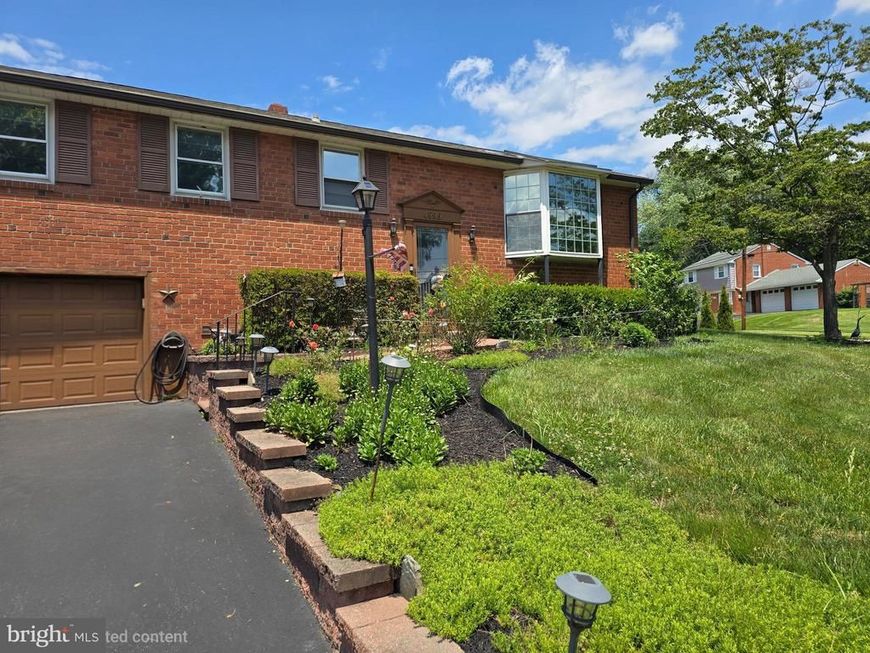 4899 Jackson Drive , Brookhaven, PA 19015 Main Photo