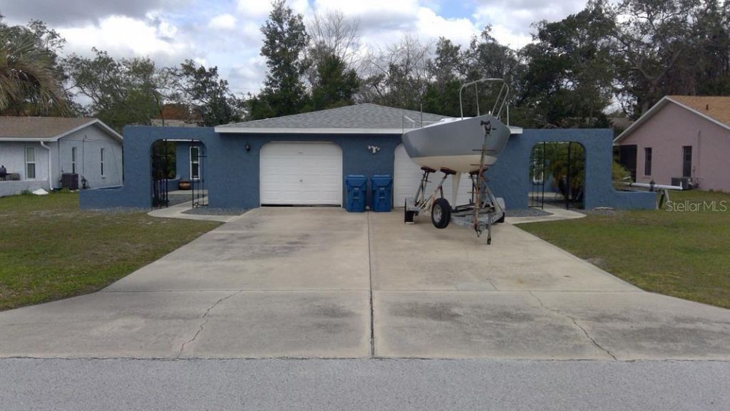 7467 Mead Drive , Spring Hill, FL 34606 Photo