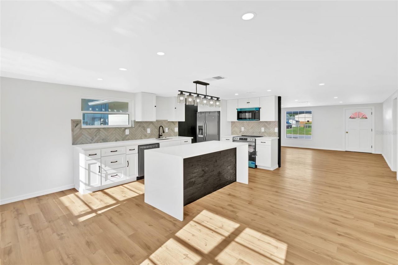 4603 Atlantic Avenue, Sarasota, FL 34233 Photo