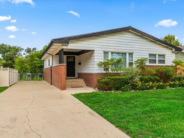 10262 S 52nd Avenue , Oak Lawn, IL 60453