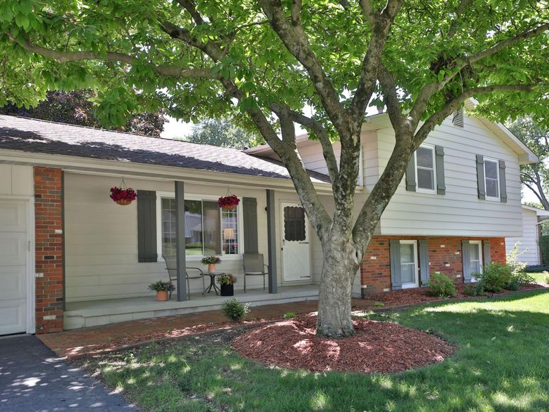 6666 Millbrae Road, Columbus, OH 43235 Photo 2