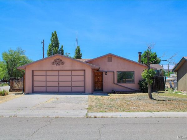 255 E Raven Avenue , Rangely, CO 81648