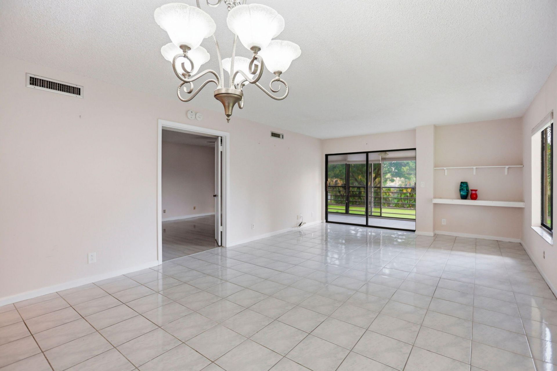 10110 Cedar Point Boulevard, Unit 206, Boynton Beach, FL 33437 Photo