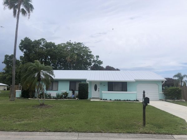 1991 SE West Dunbrooke Circle, Port St. Lucie, FL 34952