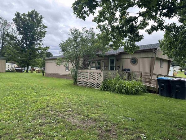 62 Lindale Circle, Middlebury, VT 05753
