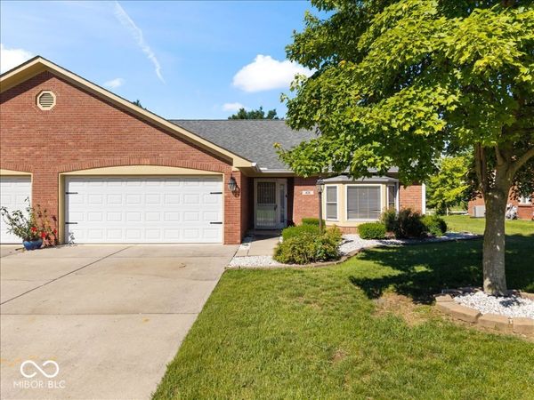 426 Waterford Lane , Avon, IN 46123