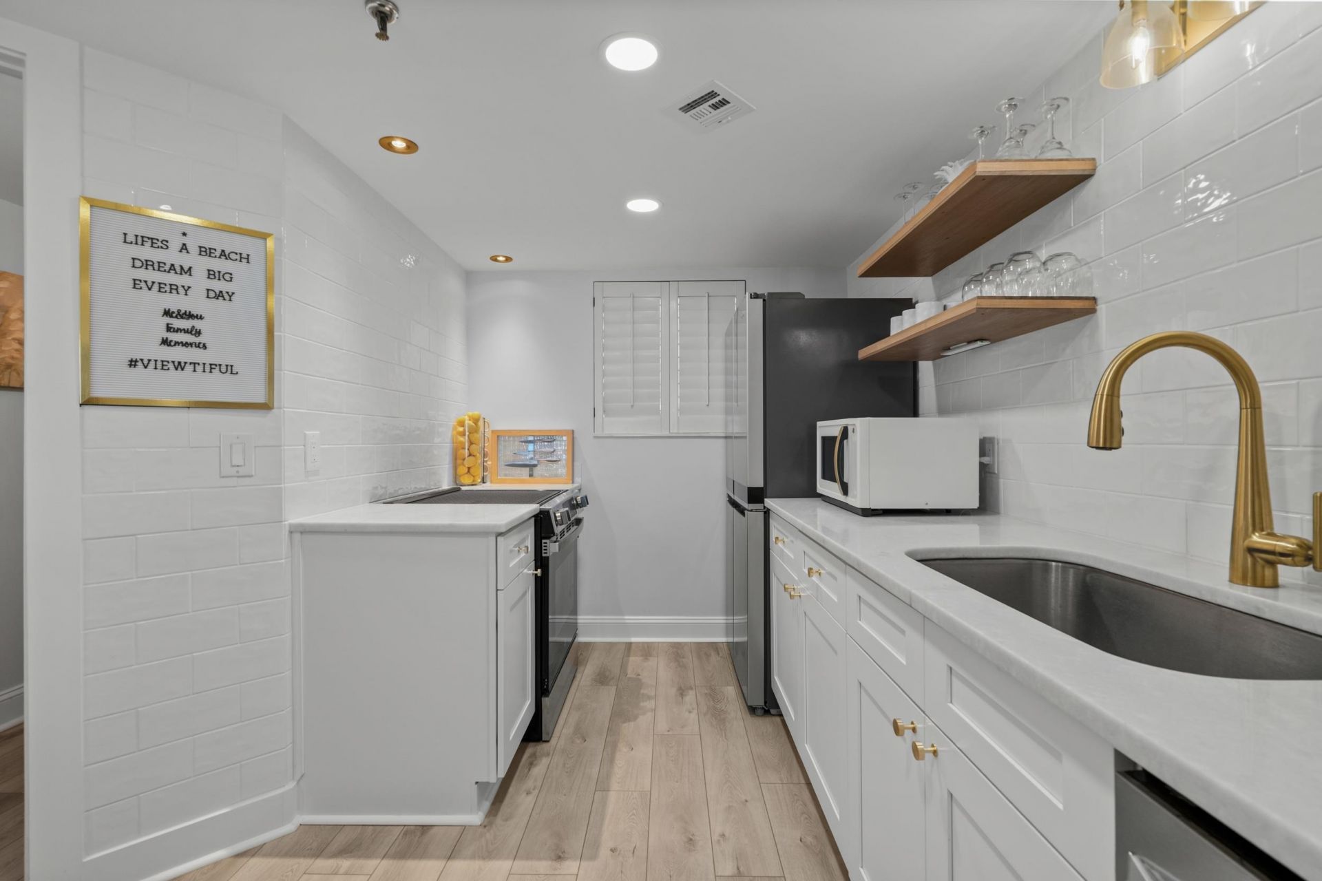 5523 N Ocean Blvd. Photo 20
